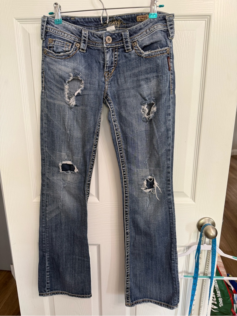Silver Jeans Pioneer Bootcut Distressed Jeans W30 L31 Women’s US 10 Medium Wash